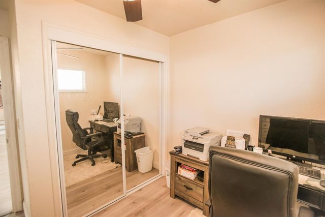 1417 E St, Rio Linda, CA 95673