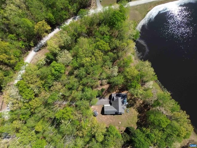 4410 WINDSOR LAKE DR, Louisa, VA 23093