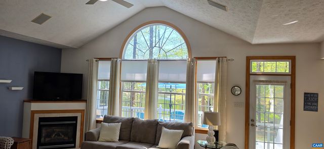 4410 WINDSOR LAKE DR, Louisa, VA 23093
