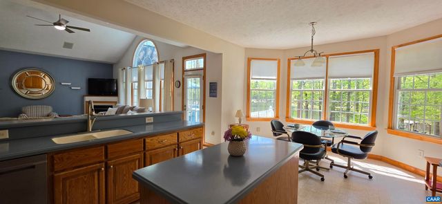 4410 WINDSOR LAKE DR, Louisa, VA 23093