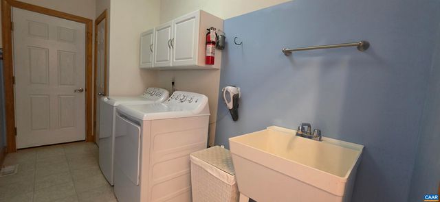 4410 WINDSOR LAKE DR, Louisa, VA 23093