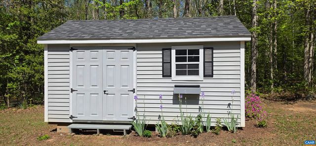 4410 WINDSOR LAKE DR, Louisa, VA 23093