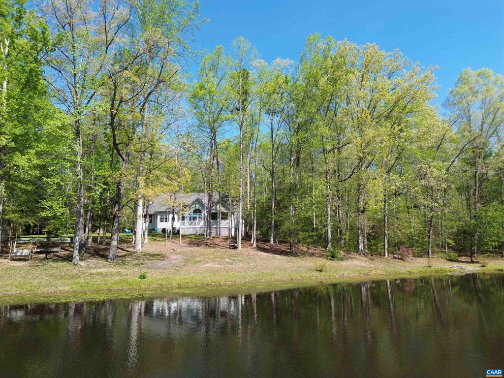 4410 WINDSOR LAKE DR, Louisa, VA 23093