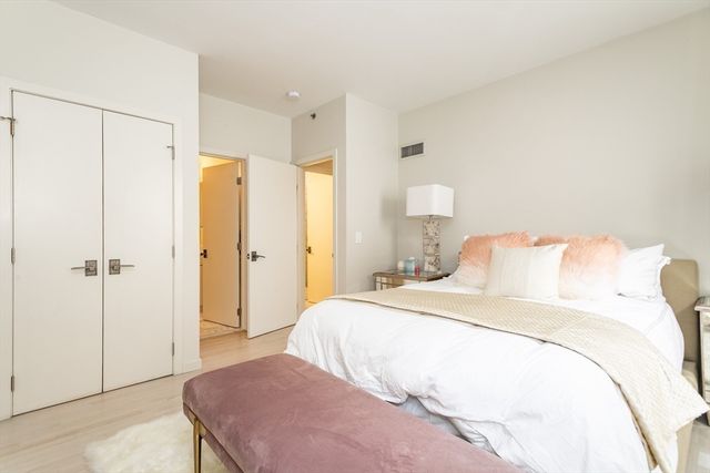 755 Boylston Street 703, Boston, MA 02116