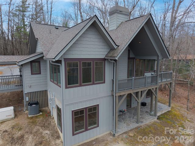 472 Cardinal Road, Brevard, NC 28712