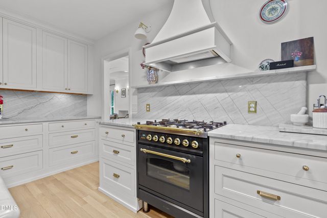 1707 Waterclose, Apex, NC 27502