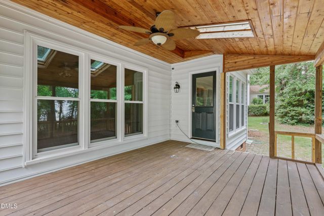 1707 Waterclose, Apex, NC 27502