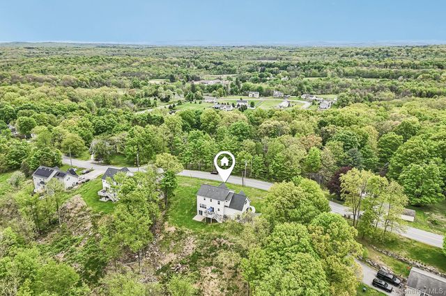 217 School House Road, Middletown, NY 10940