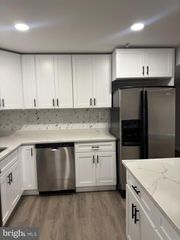 6900 IRONBRIDGE LN, Laurel, MD 20707