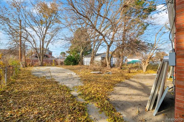 17327 Teppert Street, Detroit, MI 48234