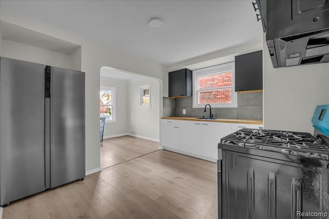 17327 Teppert Street, Detroit, MI 48234