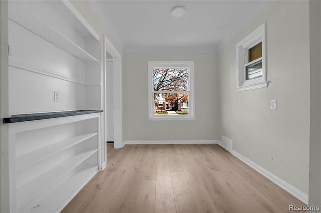 17327 Teppert Street, Detroit, MI 48234