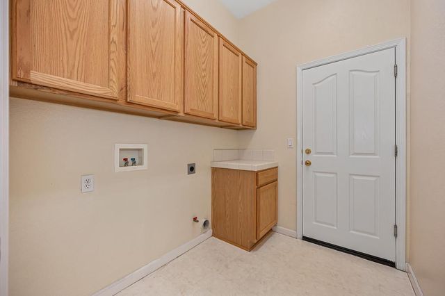 433 Ellis Cir, Folsom, CA 95630