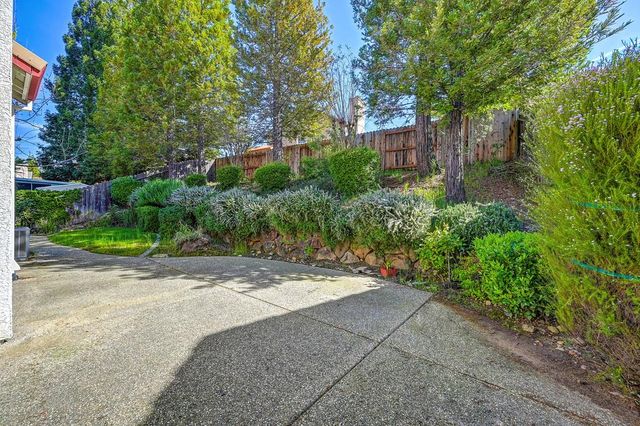 433 Ellis Cir, Folsom, CA 95630