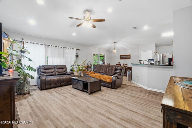 2393 RUSTY LAKES Lane, Jacksonville, FL 32221