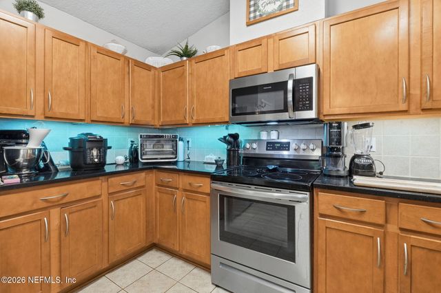 2393 RUSTY LAKES Lane, Jacksonville, FL 32221