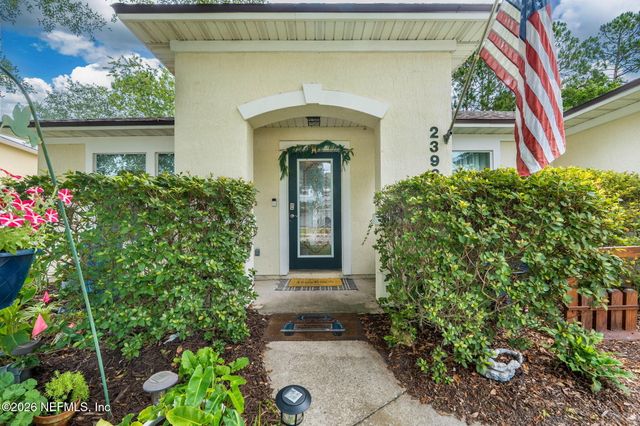 2393 RUSTY LAKES Lane, Jacksonville, FL 32221
