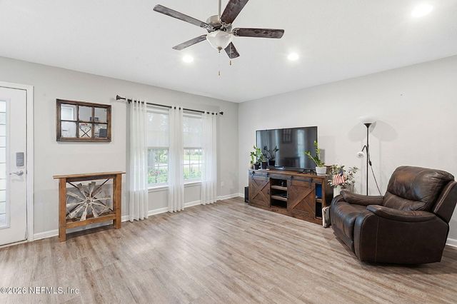 2393 RUSTY LAKES Lane, Jacksonville, FL 32221