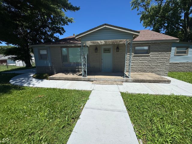 2702 Caroline Avenue, Indianapolis, IN 46218