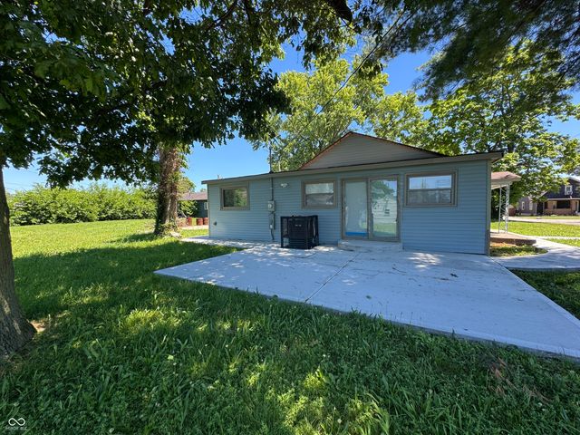 2702 Caroline Avenue, Indianapolis, IN 46218