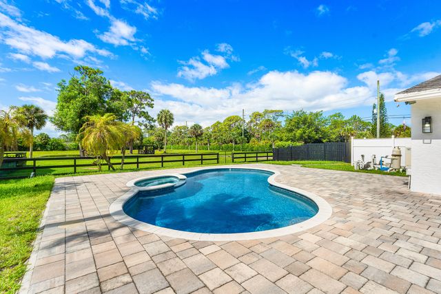 1350 C Road, Loxahatchee Groves, FL 33470