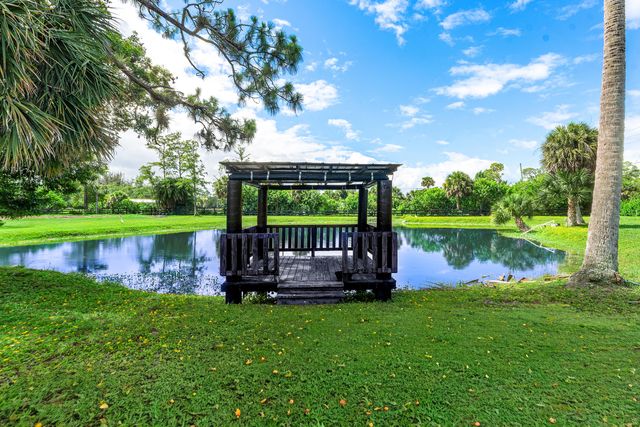 1350 C Road, Loxahatchee Groves, FL 33470