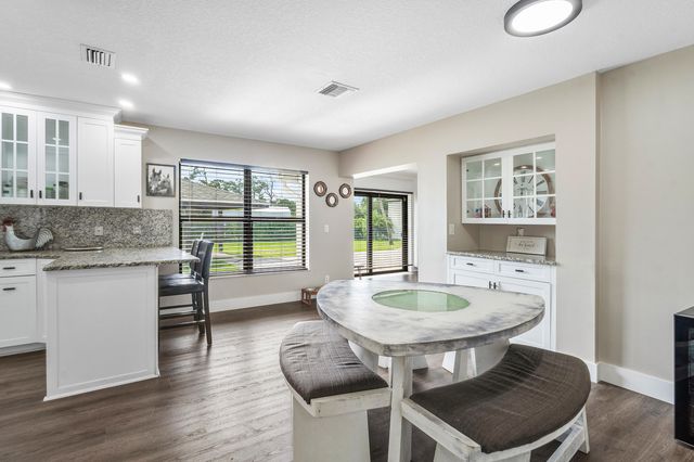 1350 C Road, Loxahatchee Groves, FL 33470