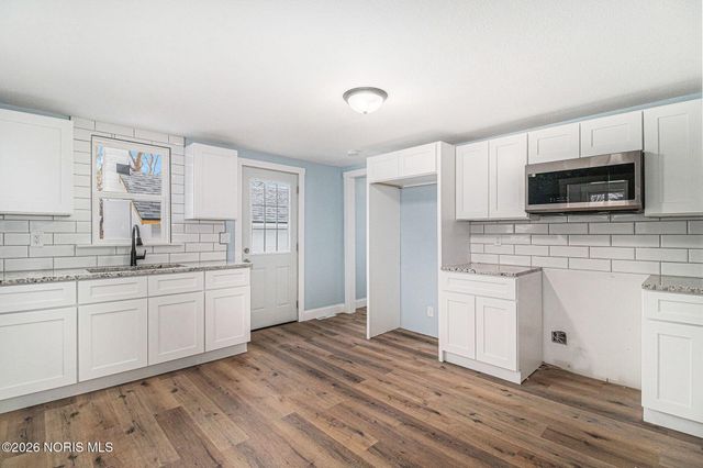 605 Koch Drive, Toledo, OH 43615