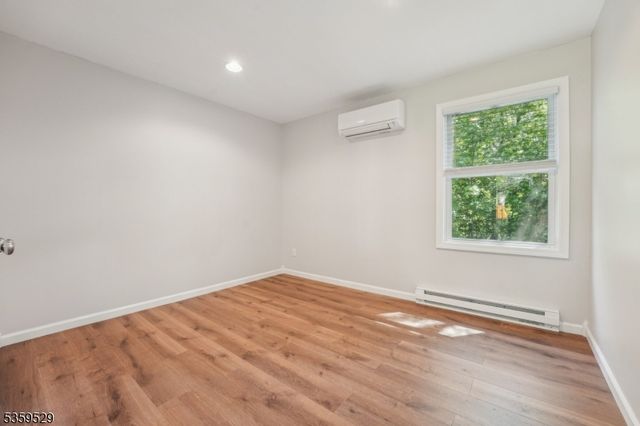 57 Riverlawn Dr, Wayne Twp., NJ 07470