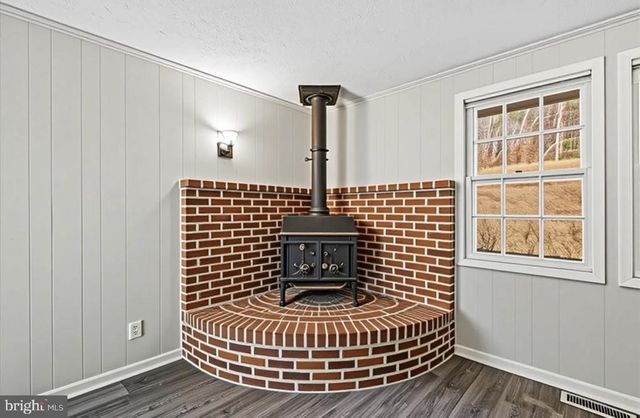 200 WEISE DR, Louisa, VA 23093