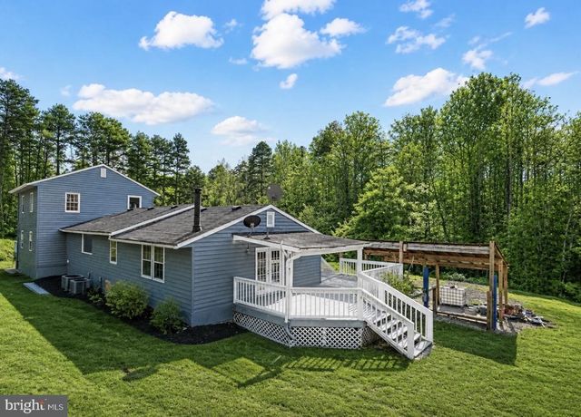 200 WEISE DR, Louisa, VA 23093