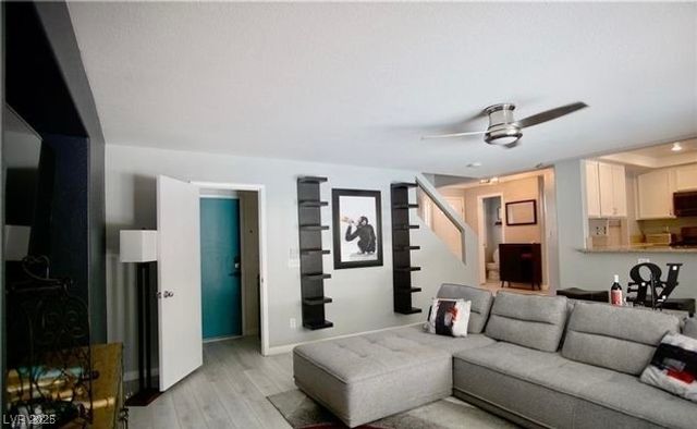 1699 Adobe Frost Court, Las Vegas, NV 89183