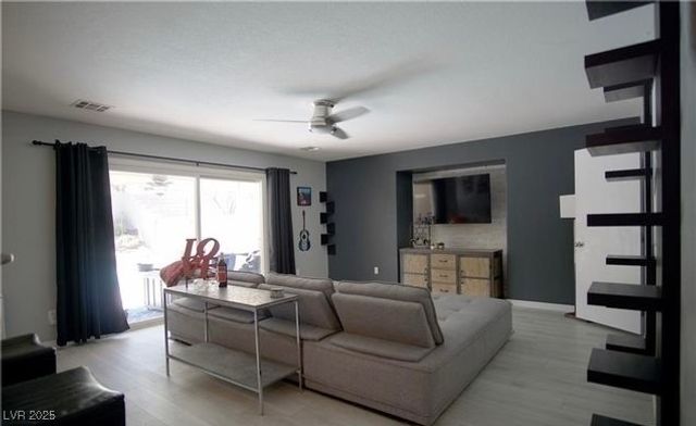 1699 Adobe Frost Court, Las Vegas, NV 89183