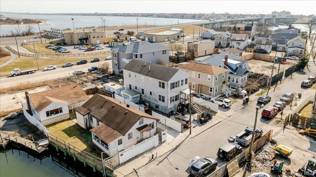 214 beach 3rd, Far Rockaway, NY 11691