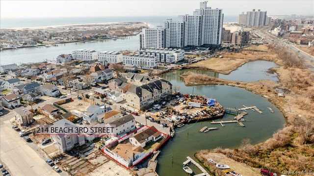 214 beach 3rd, Far Rockaway, NY 11691