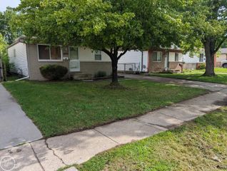 20473 Vermander Avenue, Clinton Township, MI 48035
