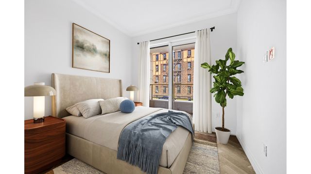 7829 Austin St # 502, New York City, NY 11375