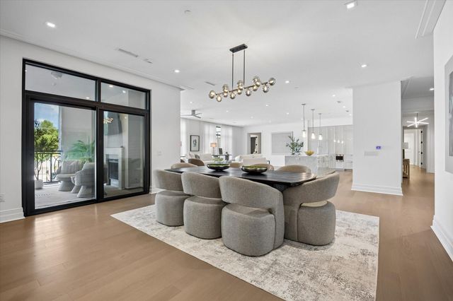 6017 Memorial 202, Houston, TX 77007