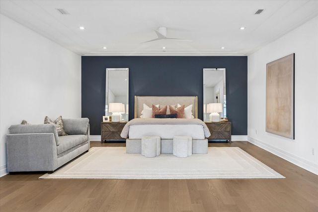 6017 Memorial 202, Houston, TX 77007