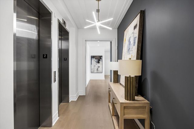 6017 Memorial 202, Houston, TX 77007
