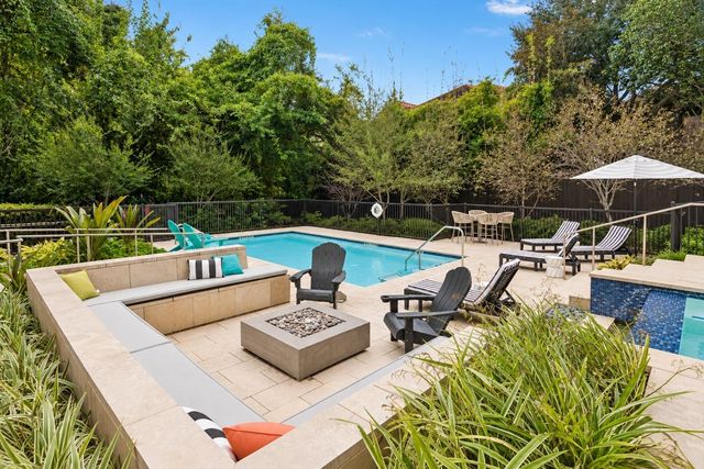 6017 Memorial 202, Houston, TX 77007
