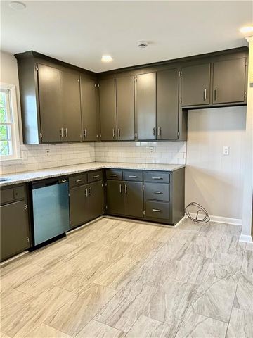 600 Oakcrest Drive, Rockmart, GA 30153