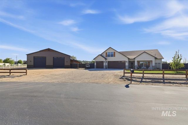 25810 Chandler Dr, Caldwell, ID 83676