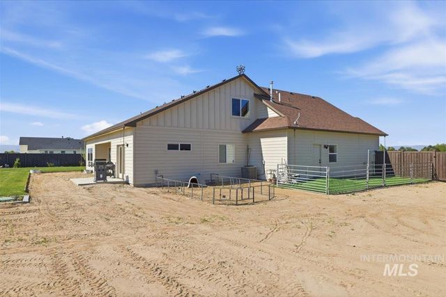 25810 Chandler Dr, Caldwell, ID 83676