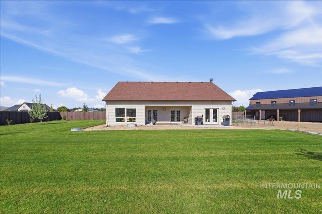 25810 Chandler Dr, Caldwell, ID 83676