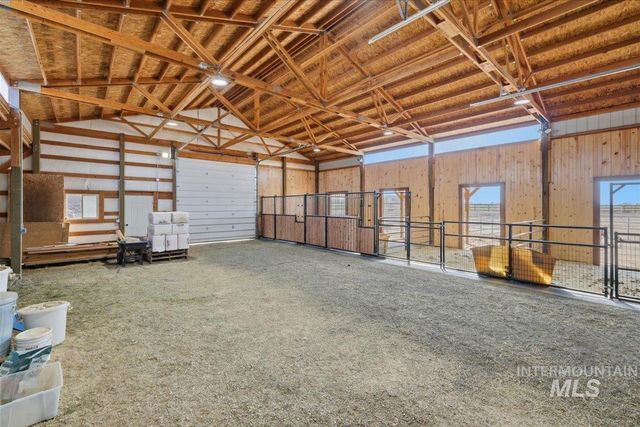 25810 Chandler Dr, Caldwell, ID 83676