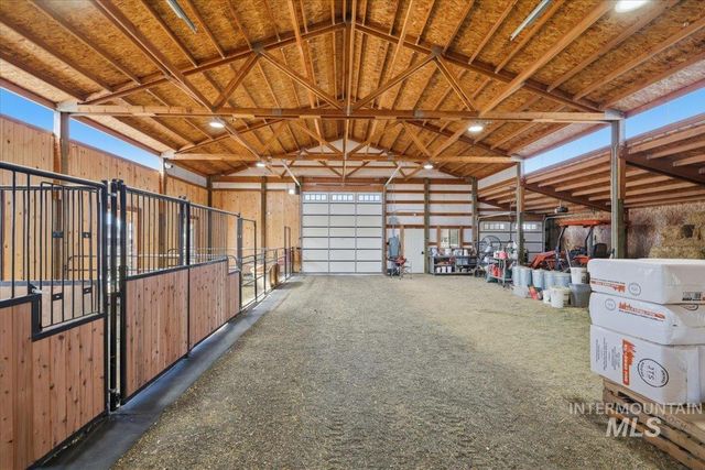 25810 Chandler Dr, Caldwell, ID 83676