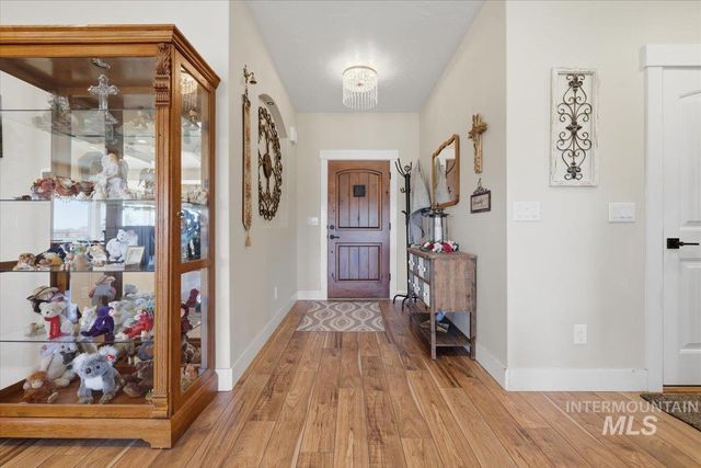 25810 Chandler Dr, Caldwell, ID 83676