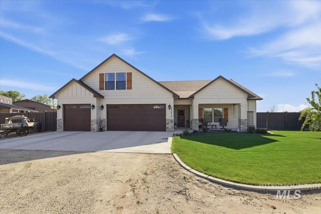 25810 Chandler Dr, Caldwell, ID 83676
