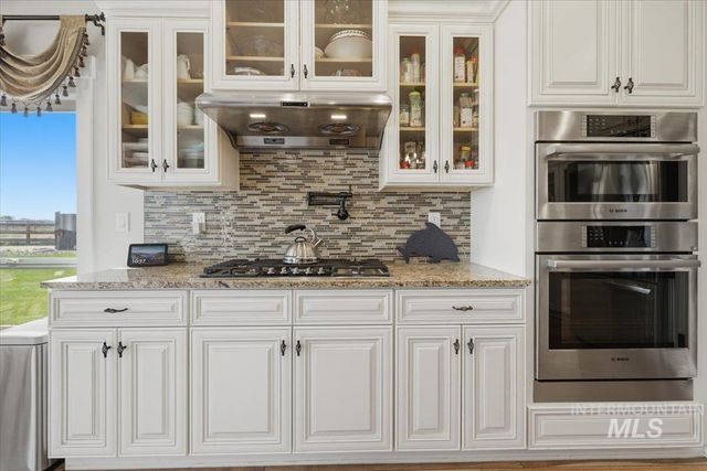 25810 Chandler Dr, Caldwell, ID 83676